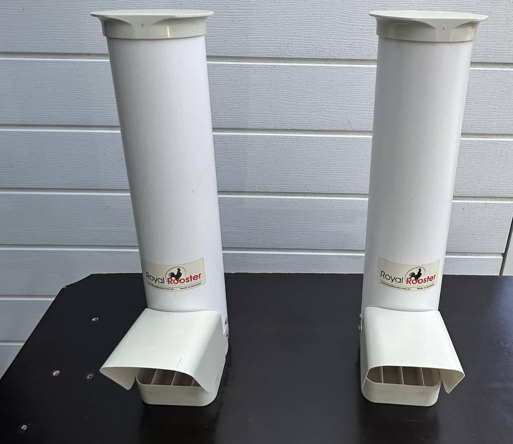 Voederstation (dubbel) voor kippen van "Royal Rooster"