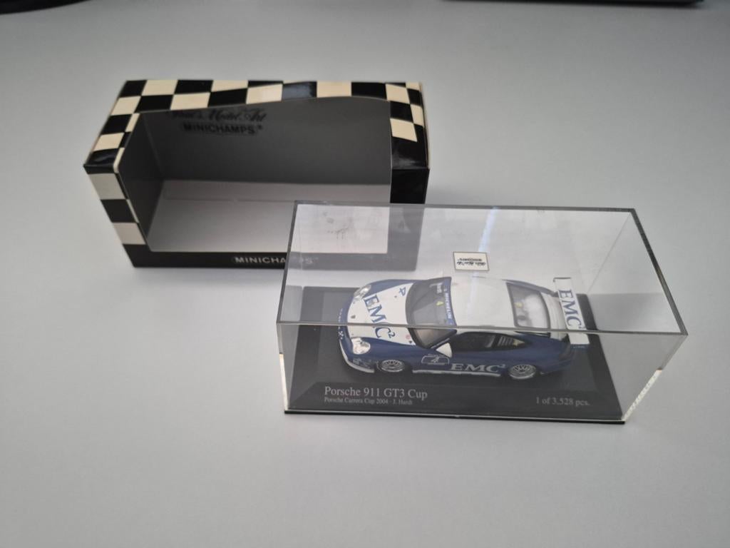Minichamps Porsche 911 GT3 Coupe 400 046204 1/43, Enlèvement ou Envoi, Comme neuf, Voiture, MiniChamps