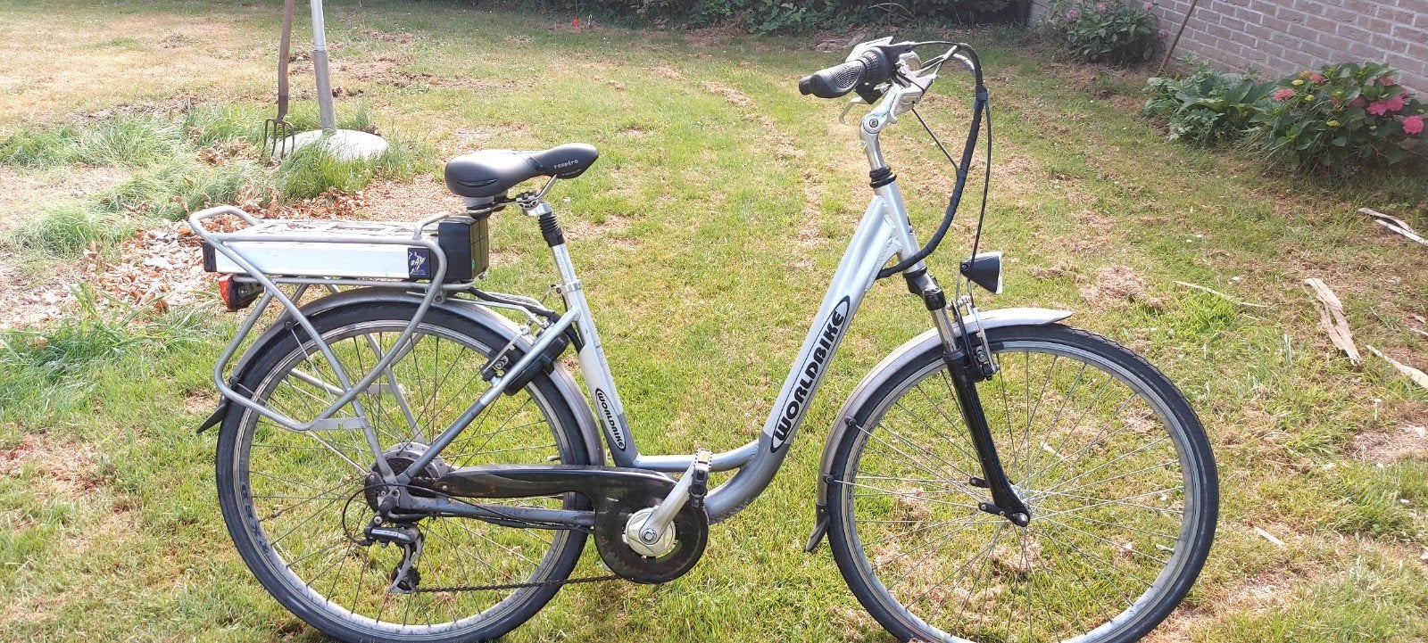 Worldbike elektrische fiets met defect batterijen nog goed, Enlèvement