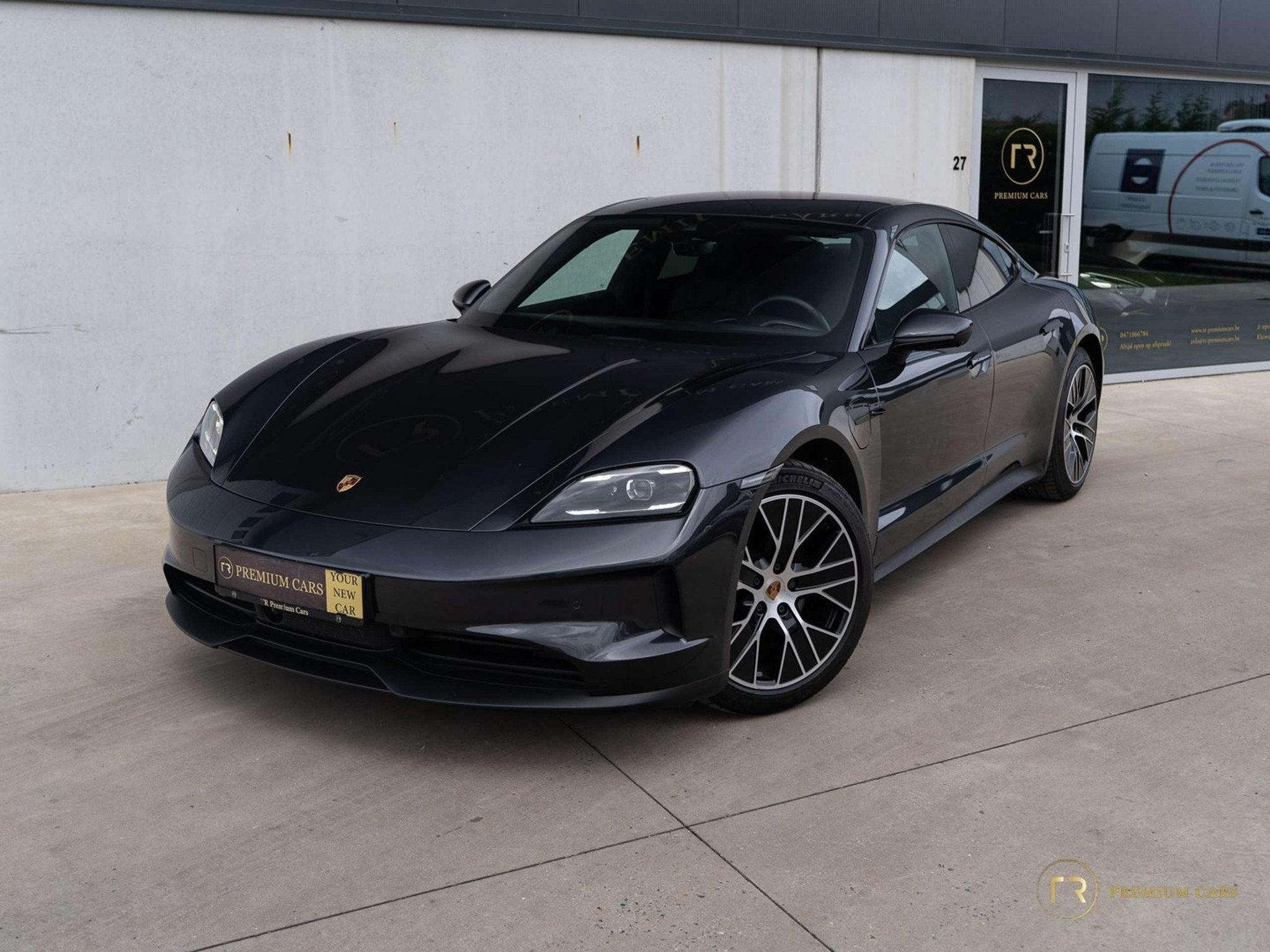 Porsche Taycan 89 kWh l Facelift l Pano l 360° l Adaptive l, Autos, Porsche, Cuir, Argent ou Gris, Achat, Entreprise