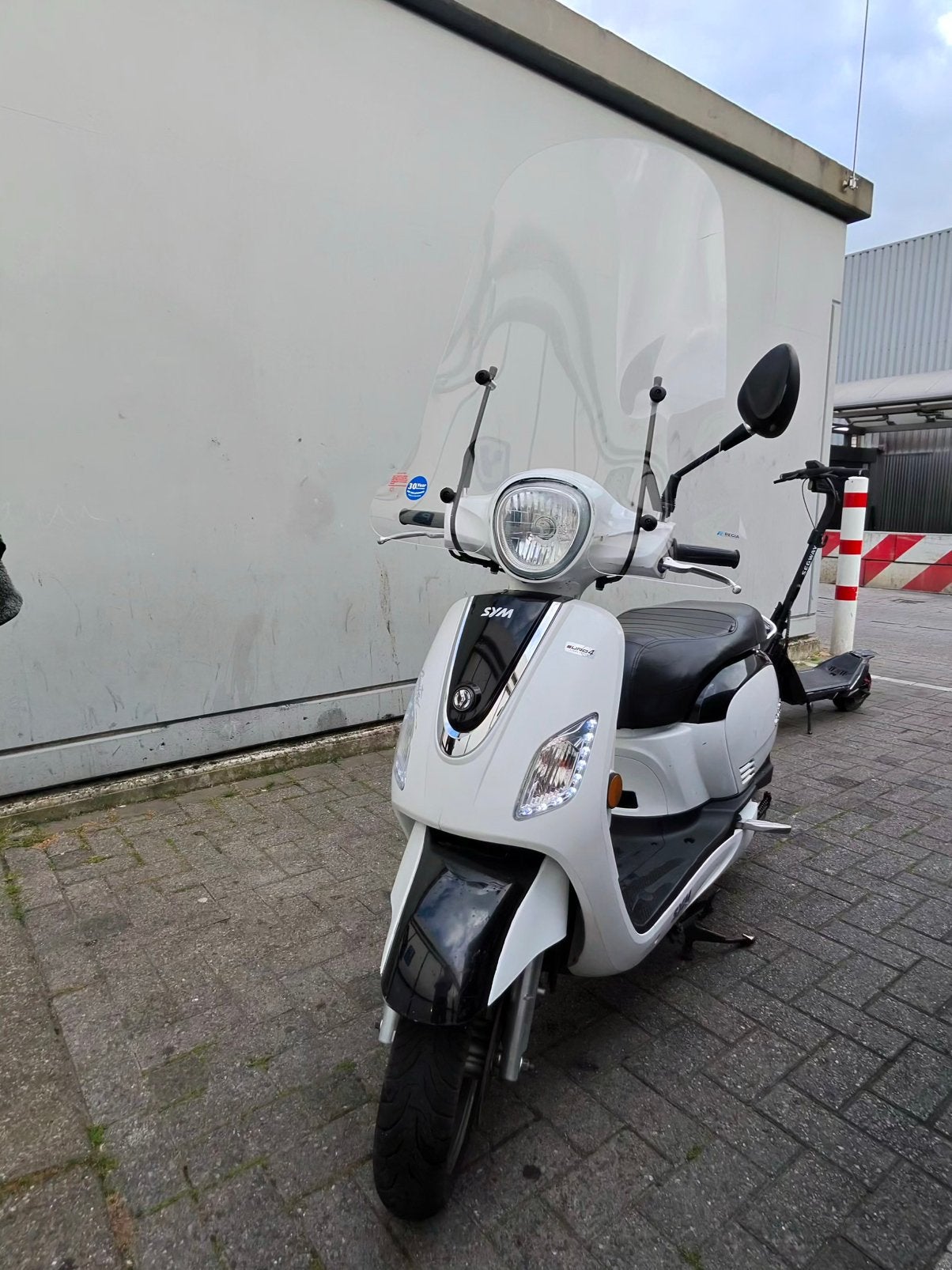 Sym fiddel 3 a klasse, Ophalen, Zo goed als nieuw, Fiddle
