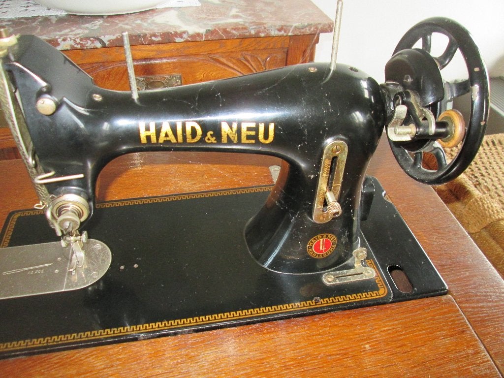 Naaimachine HAID & NUE, Ophalen