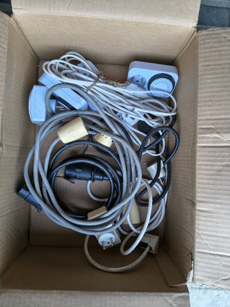 allerlei elektra, Doe-het-zelf en Bouw, Ophalen, Gebruikt