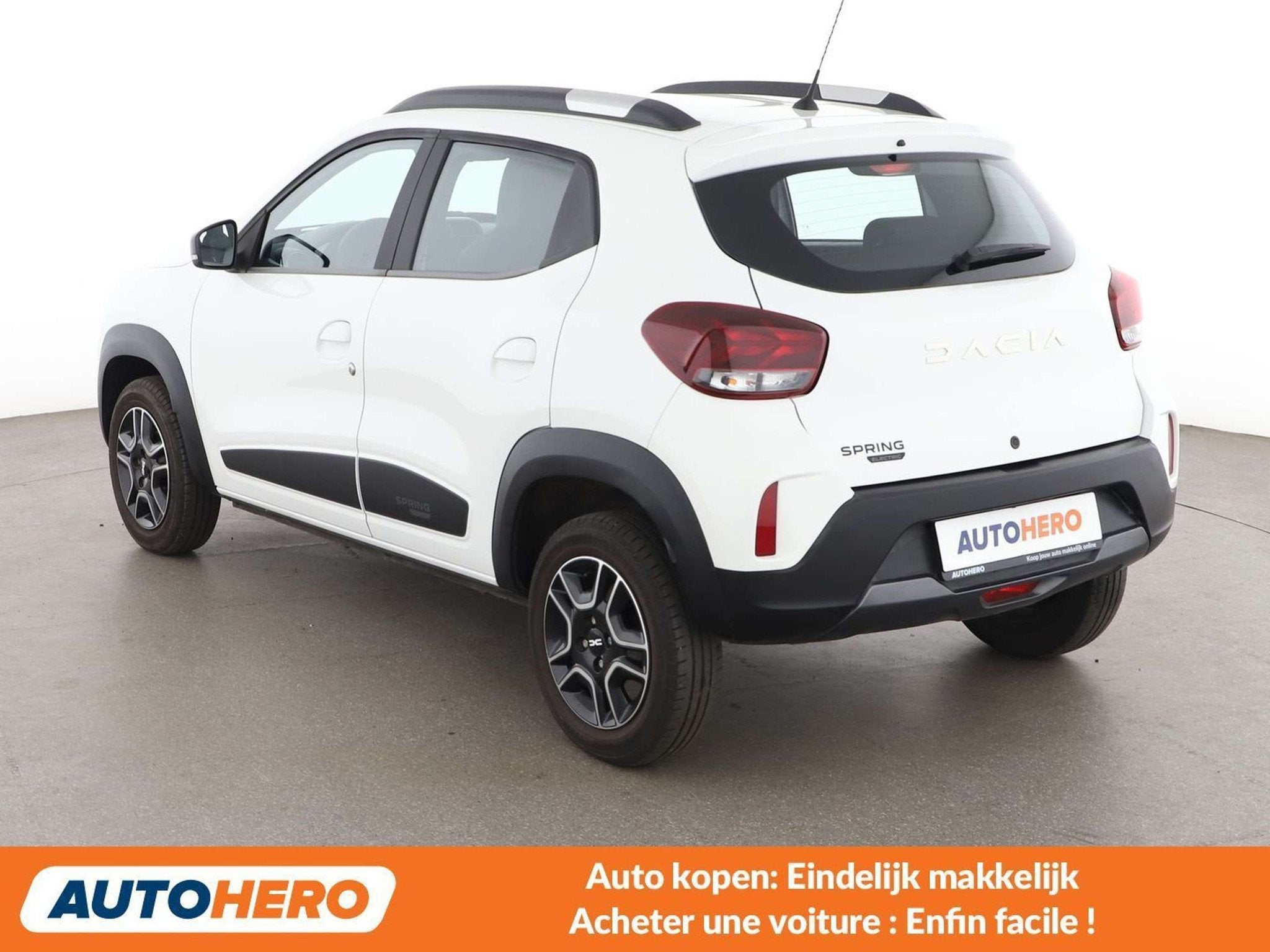 Dacia Spring electric drive 33 kW Essential (automatique), Autos, Achat, 1045 kg, 33 kW, Volant multifonction
