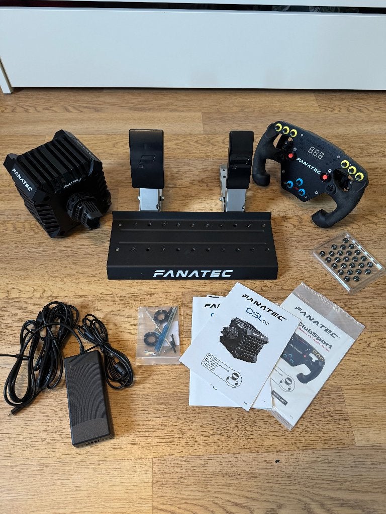 Fanatec Volant F1 V2, CSL DD QR2 (5 Nm) et CSL Pedals, Ophalen, 1 speler, Virtual Reality, Zo goed als nieuw