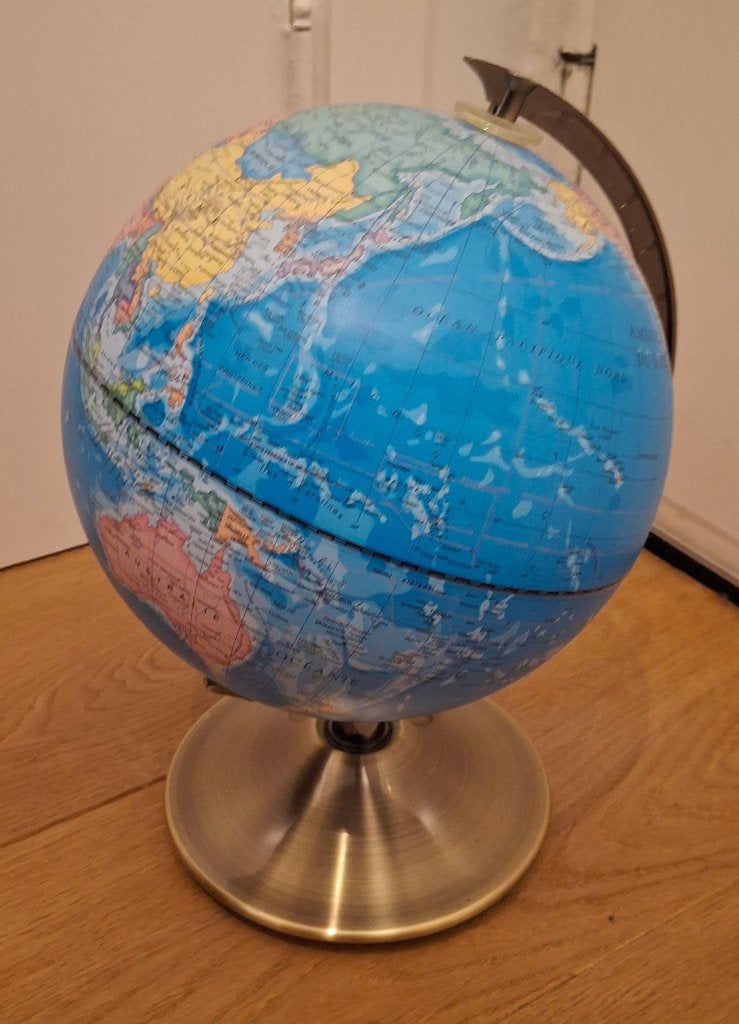Lichtgevende wereldbol — 30 cm — Decoratie, Ophalen, 30 cm, Kinderwereldbol, Verlicht