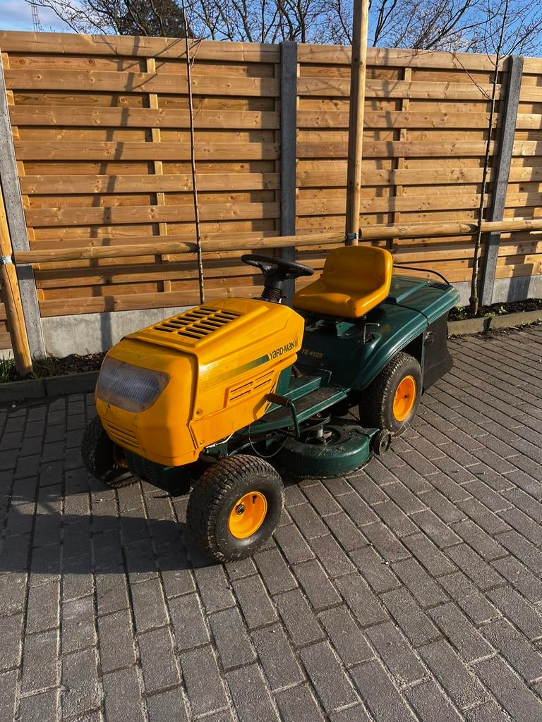 Yard-man zitmaaier, Enlèvement, Comme neuf, Démarrage électrique, 90 à 120 cm