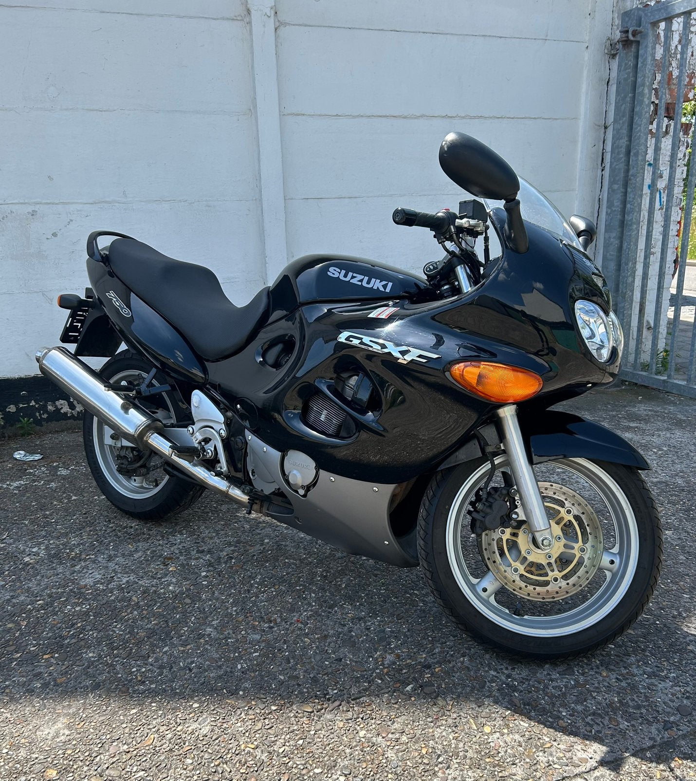 Suzuki GSX750F - 750cc - 2001  - TOPSTAAT, Motoren, Motoren | Suzuki, 750 cc, Occasion, 4 cilinders, Motorrijbewijs A
