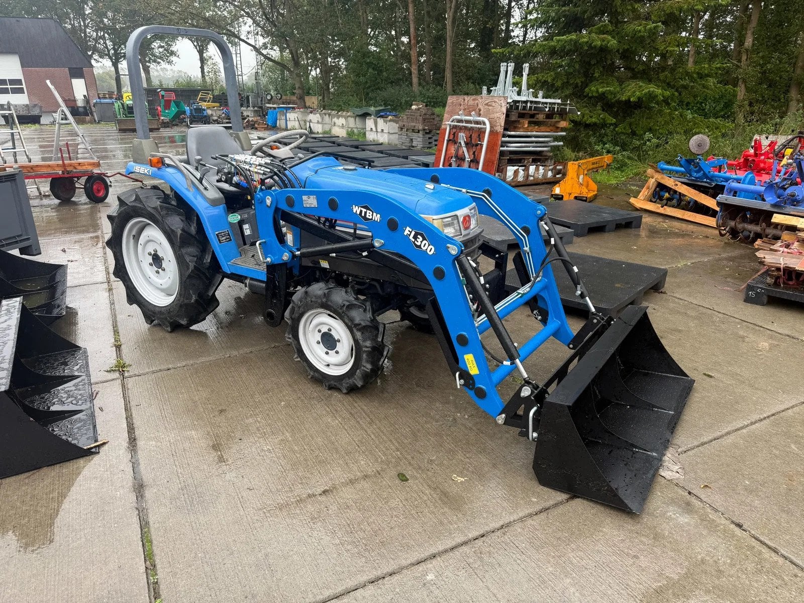 Iseki Sial 223 met Voorlader, Autres types