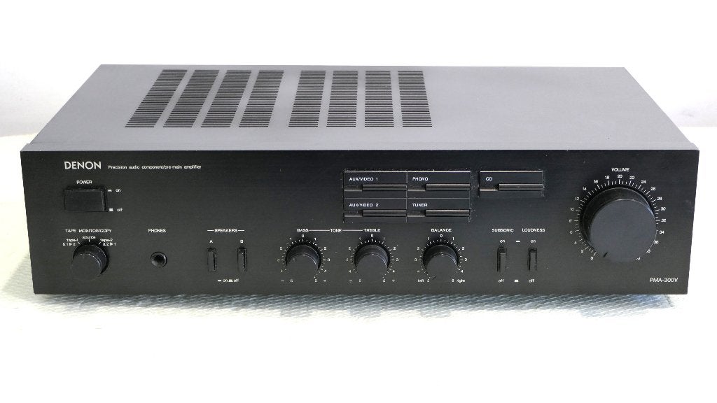 Denon PMA300 versterker, Audio, Tv en Foto, Ophalen of Verzenden, Zo goed als nieuw, Stereo, Denon