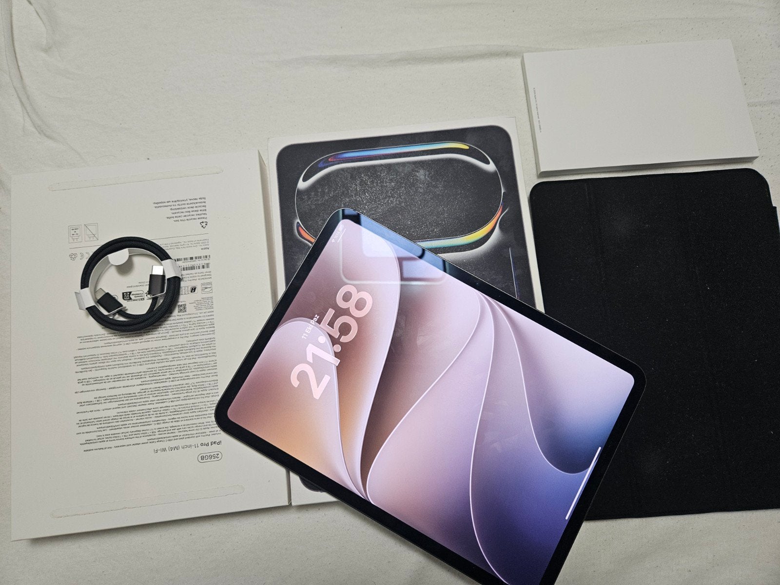 Apple iPad Pro M4 – 256 Go – Noir, Telecommunicatie, Ophalen of Verzenden, Nieuw, Bescherming, Apple