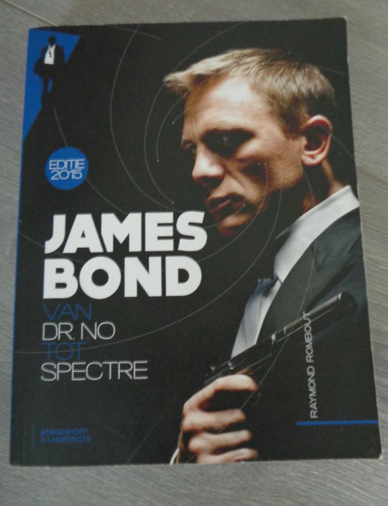 James Bond van Dr.No tot Spectre, Ophalen, Zo goed als nieuw, Raymond Rombout