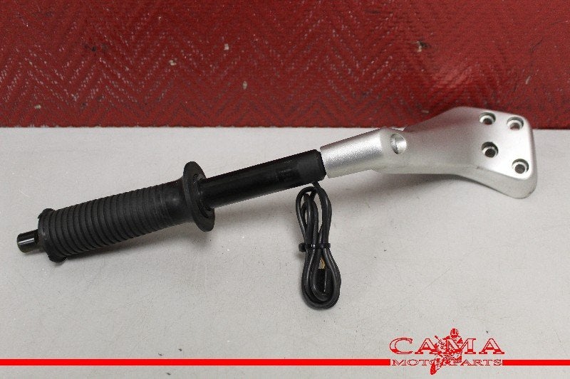 STUURHELFT LINKS BMW R 1200 RT 2005-2009 (R1200RT 05), Dhr. S. di Majo, Gebruikt, Info@cama-motorparts.nl, P.J. Troelstraweg 8 8
3144 CX  MAASSLUIS, NL
