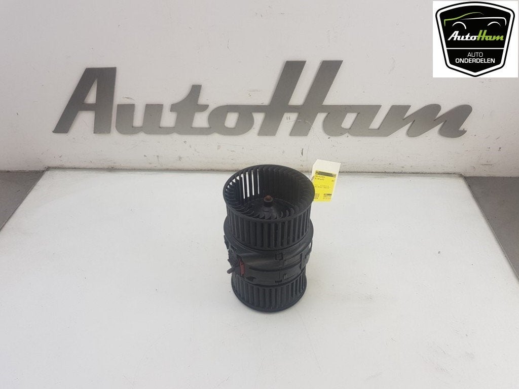 VENTILATEUR RADIATEUR MOTEUR Opel Vivaro (01-2014/12-2019), Valeo, Opel, Utilisé, 100, rue de Courcelles
75017  Paris, FR