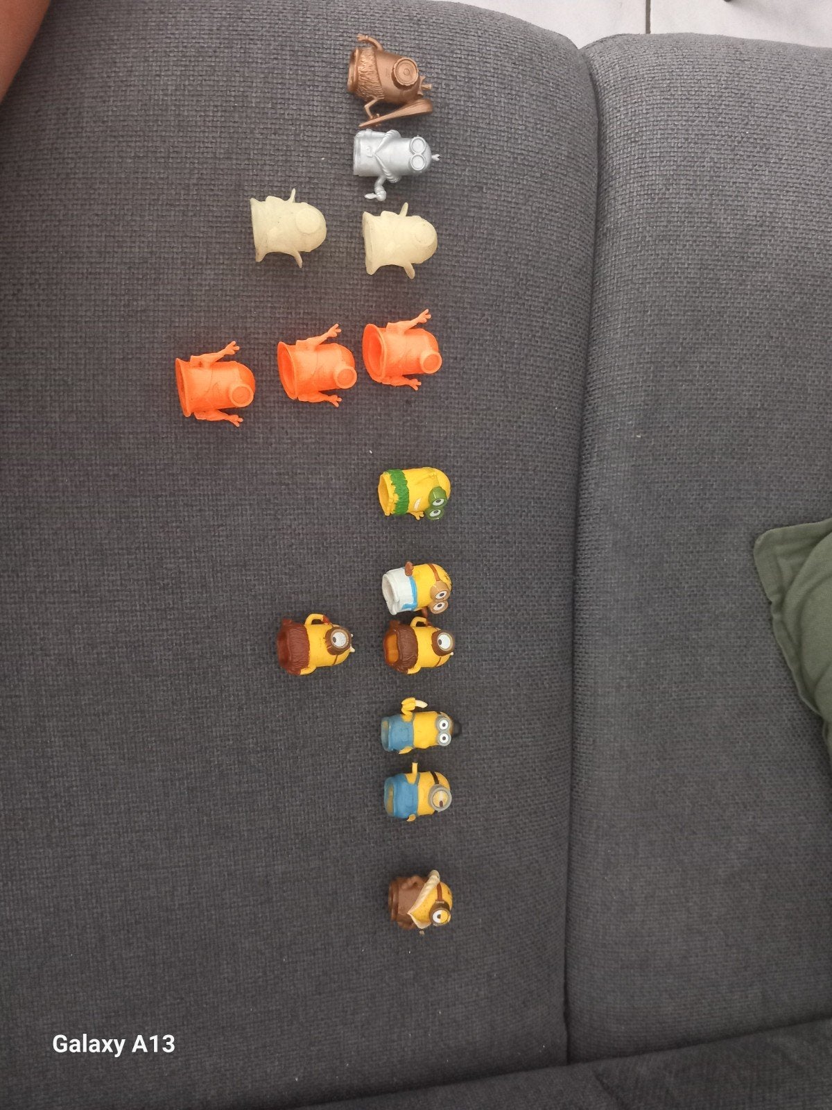 Minions popjes, Ophalen