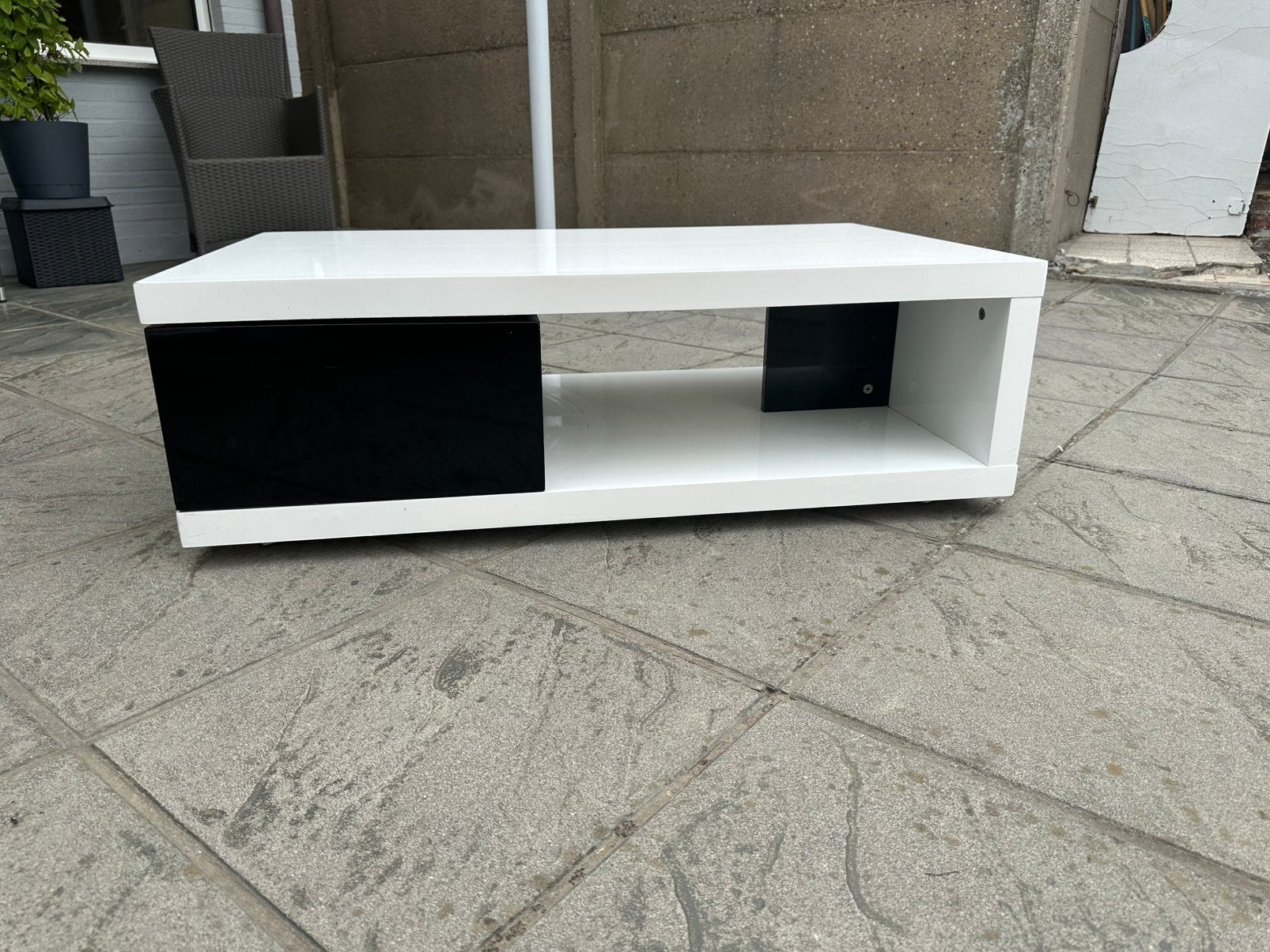 table basse, 25 à 50 cm, Moins de 100 cm, Enlèvement, Utilisé
