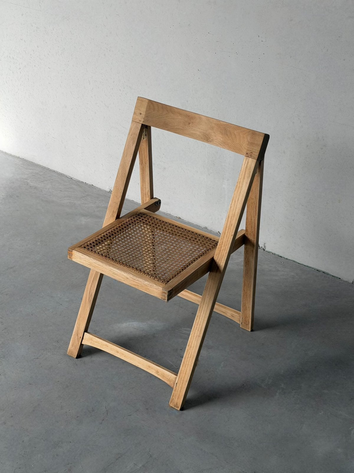 Vintage rotan klapstoel - houten vouwstoel, Ophalen