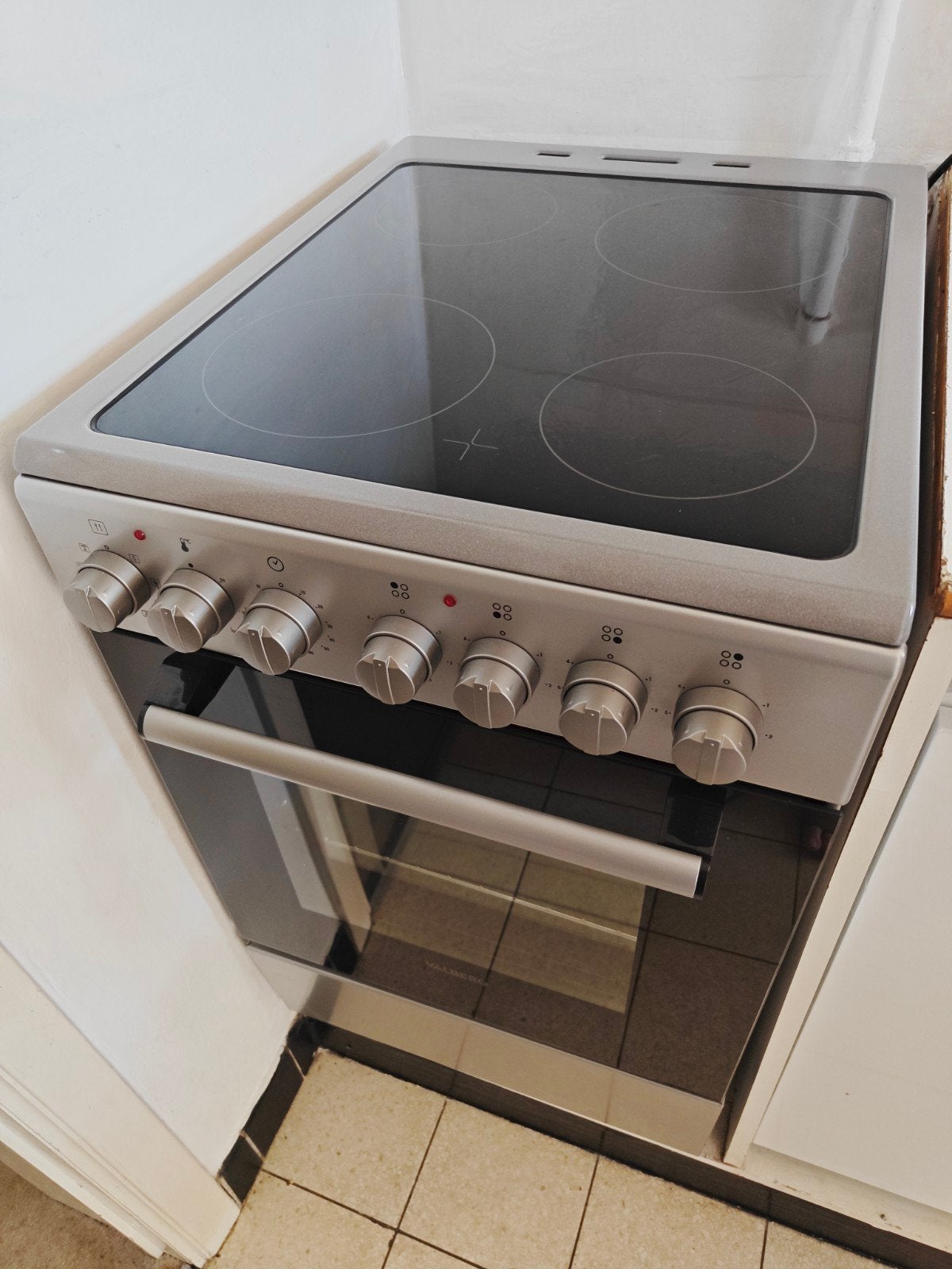 Cuisinière vitrocéramique de 50 cm, Enlèvement