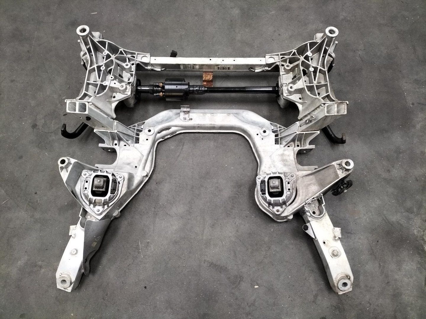 BMW 5 SERIES F10 550xi High Executive  SUBFRAME VOOR 2010, Ophalen of Verzenden, Gebruikt, Stiba lid