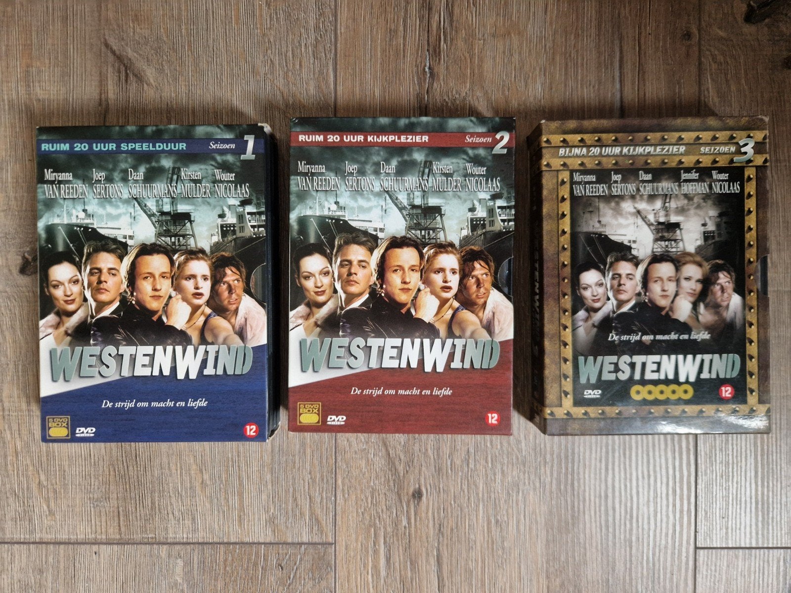 DVD Westenwind , Battlestar Galactica , Aarde vanuit hemel, Ophalen