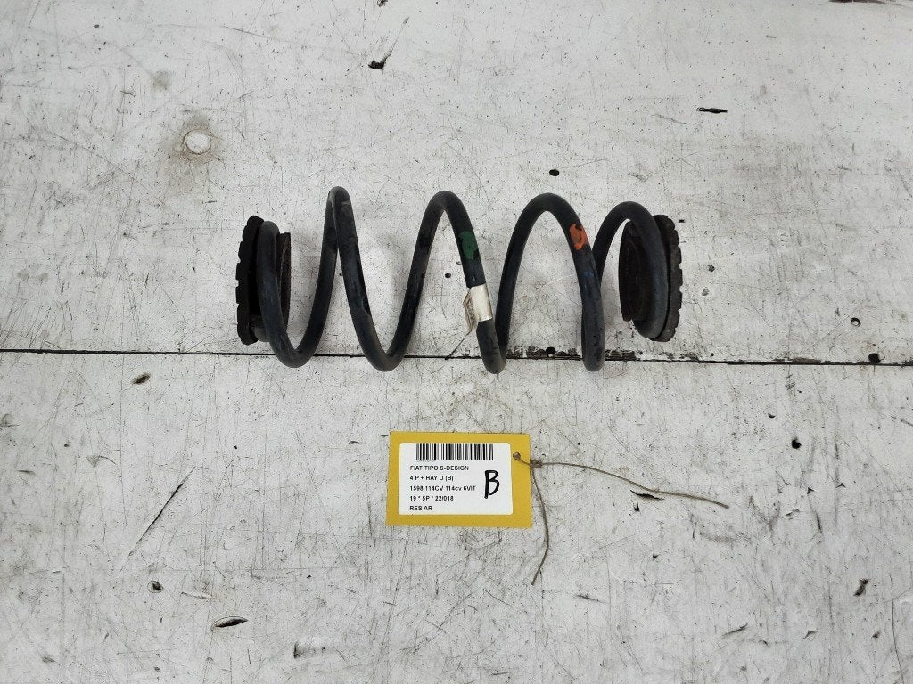 SCHROEFVEER ACHTER Fiat Tipo (356H / 357H) (01-2016/10-2020), FCA Germany GmbH, Gebruikt, IPC D1-09 Bahnhofsplatz
65423  Rüsselsheim am Main, DE