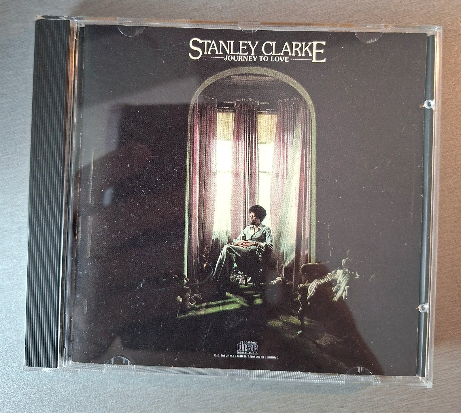 CD. Stanley Clarke. Un voyage vers l'amour., CD & DVD, CD | Jazz & Blues, Enlèvement ou Envoi, Utilisé