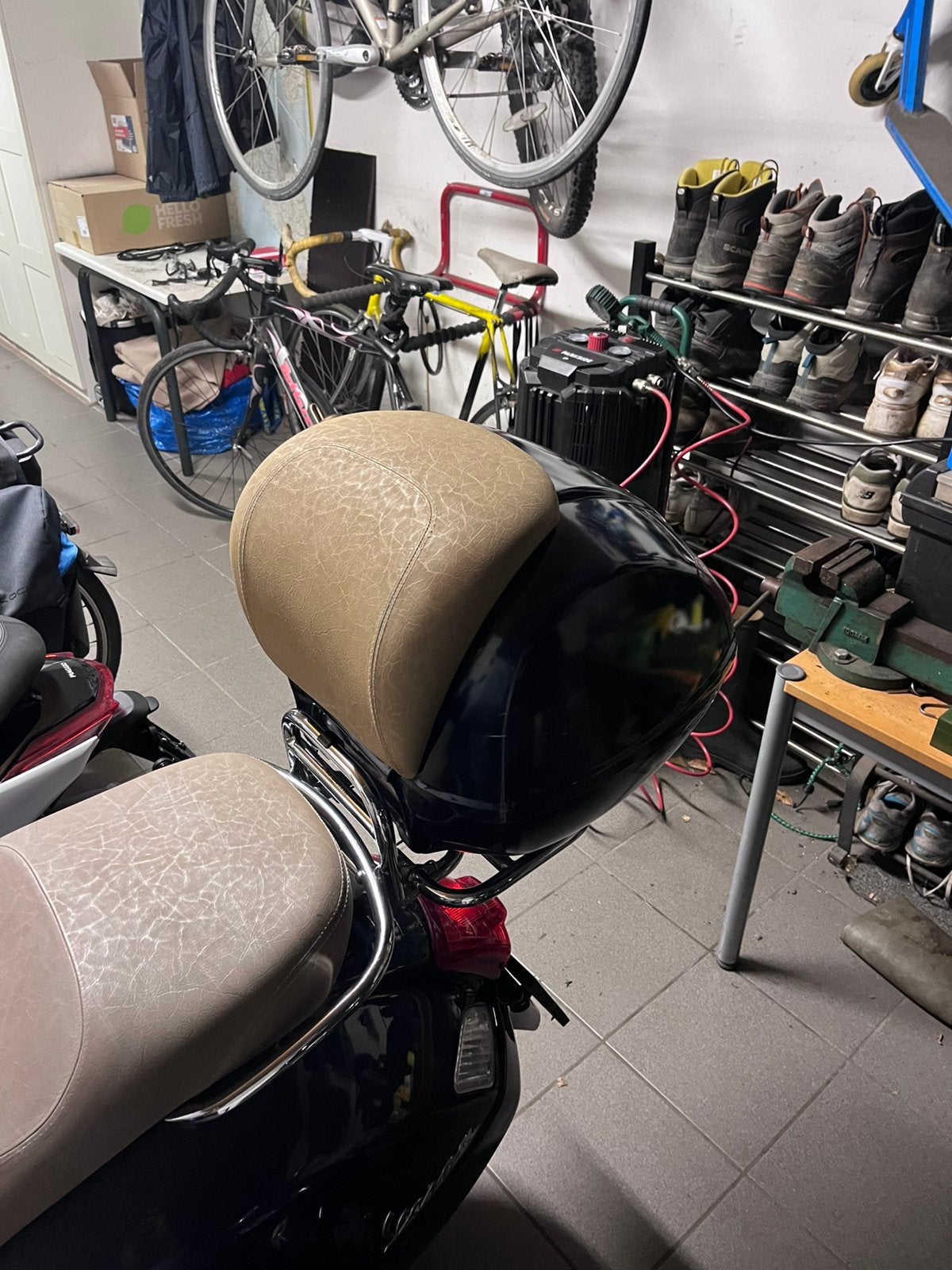 Valise Vespa, Enlèvement ou Envoi