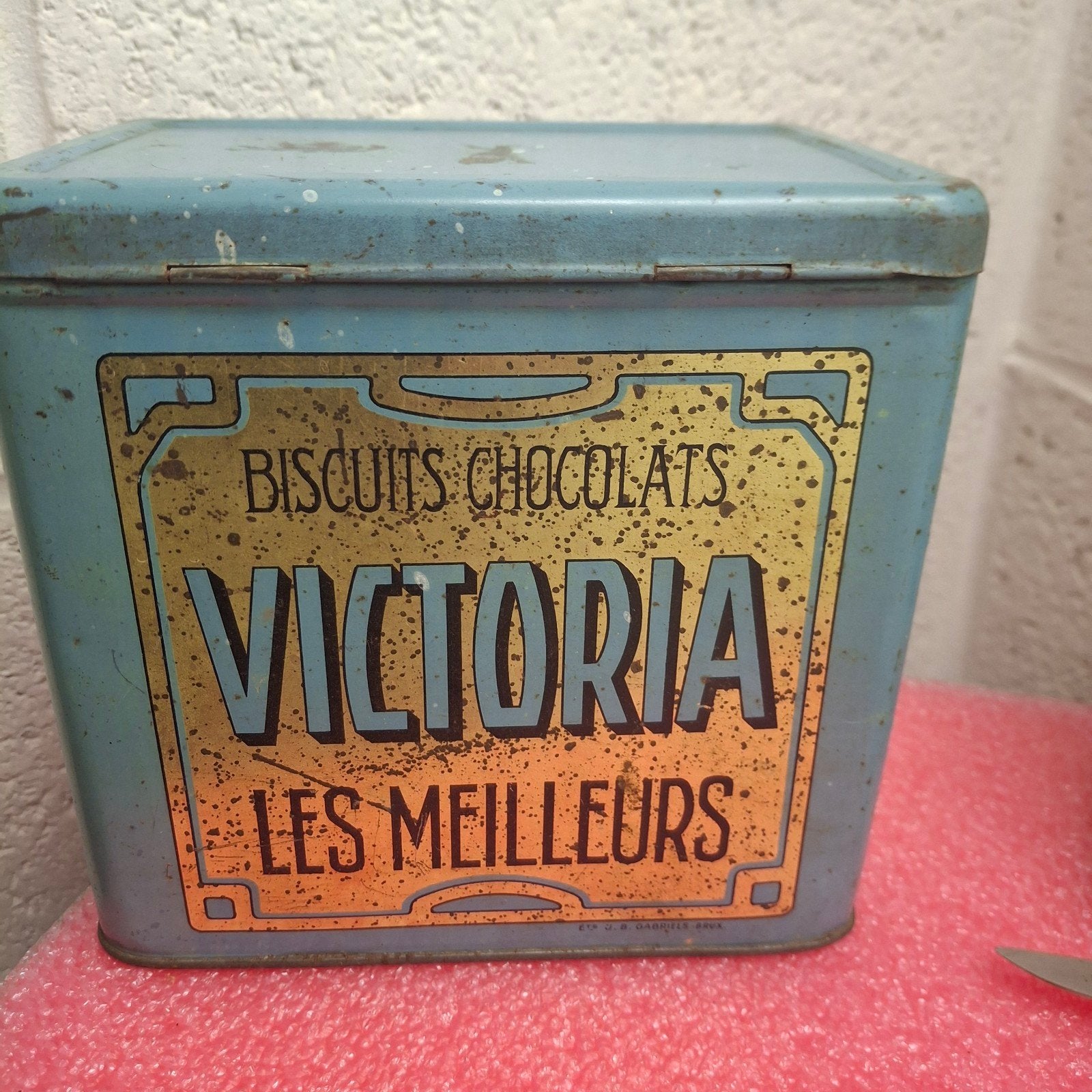 ancienne boîte victoria 26cm sur 16.5, Enlèvement ou Envoi
