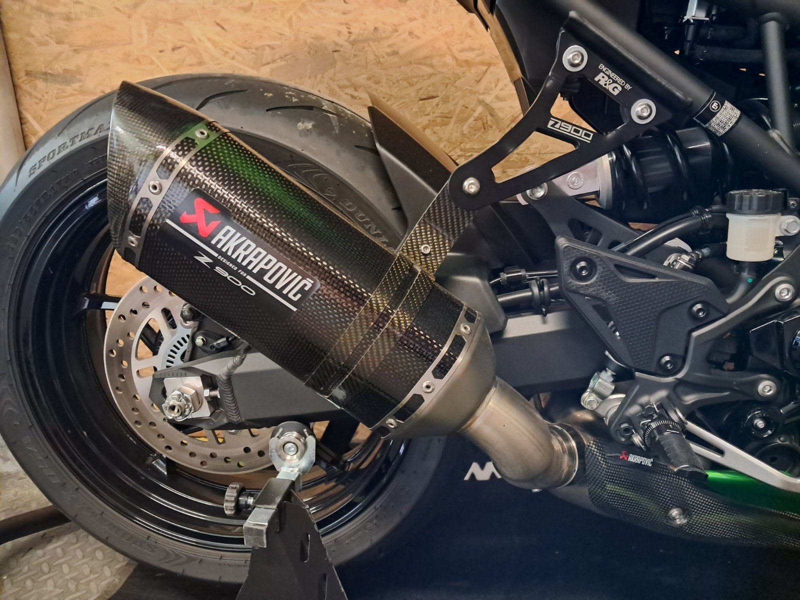 Akrapovic, Motoren