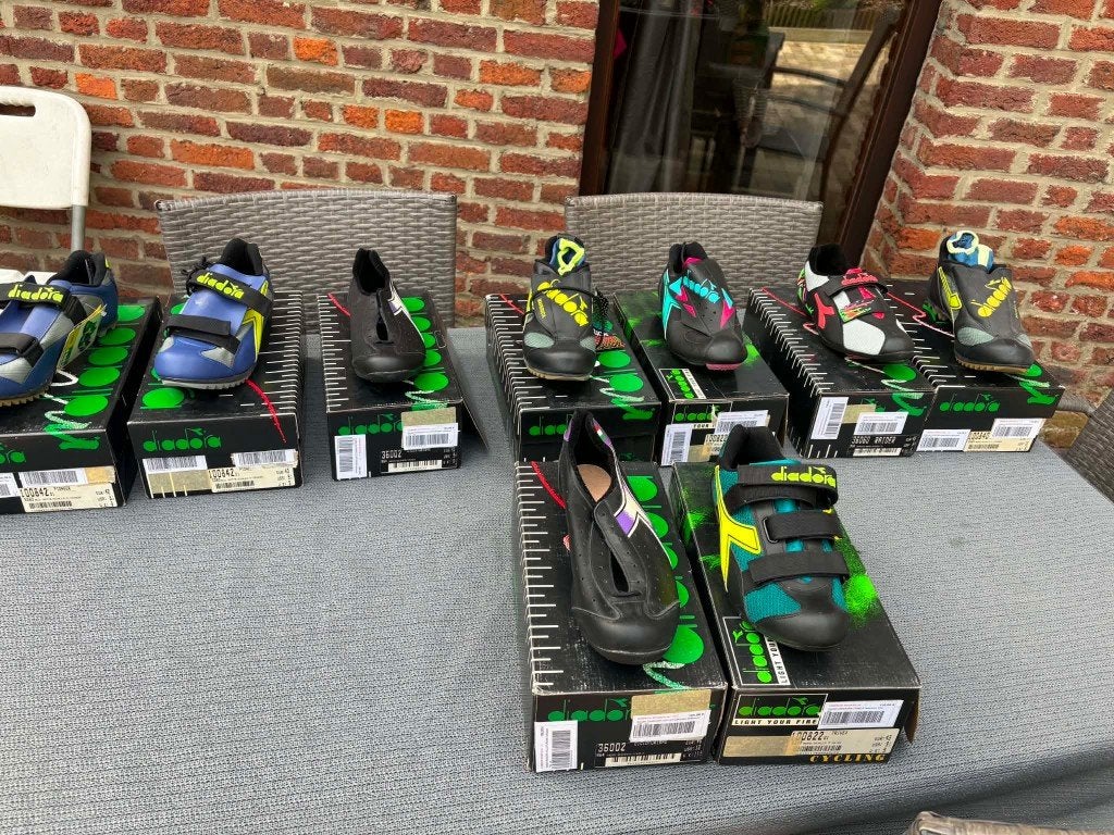 Lot Chaussures et maillot velo neuf, Ophalen, Schoenen