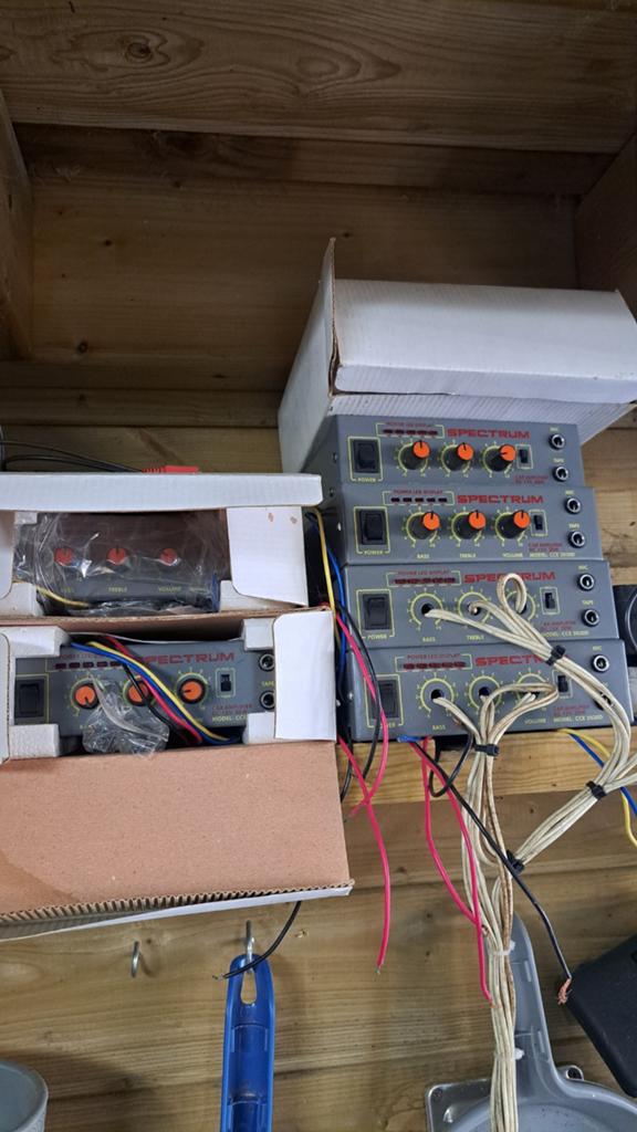 Omroepversterkers 12v.Voor ijskar , oudijzer wagen,caravan., TV, Hi-fi & Vidéo, Amplificateurs & Ampli-syntoniseurs, Enlèvement