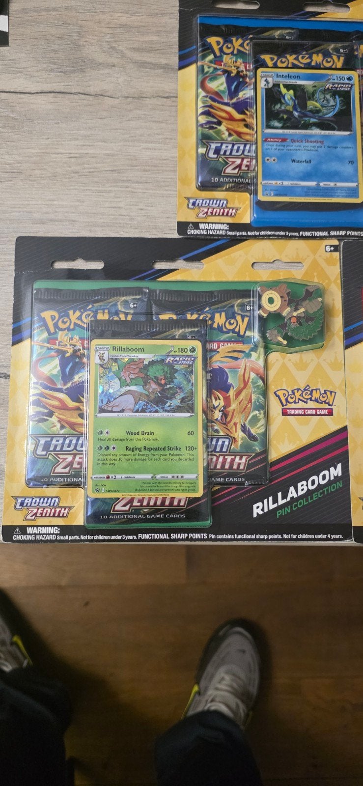 Lot de 3 tripack pin collection crown zenith, Enlèvement, Neuf, Booster box, Foil