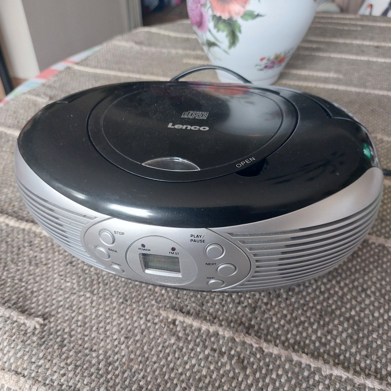 draagbare radio met cd lenco, Ophalen, Radio