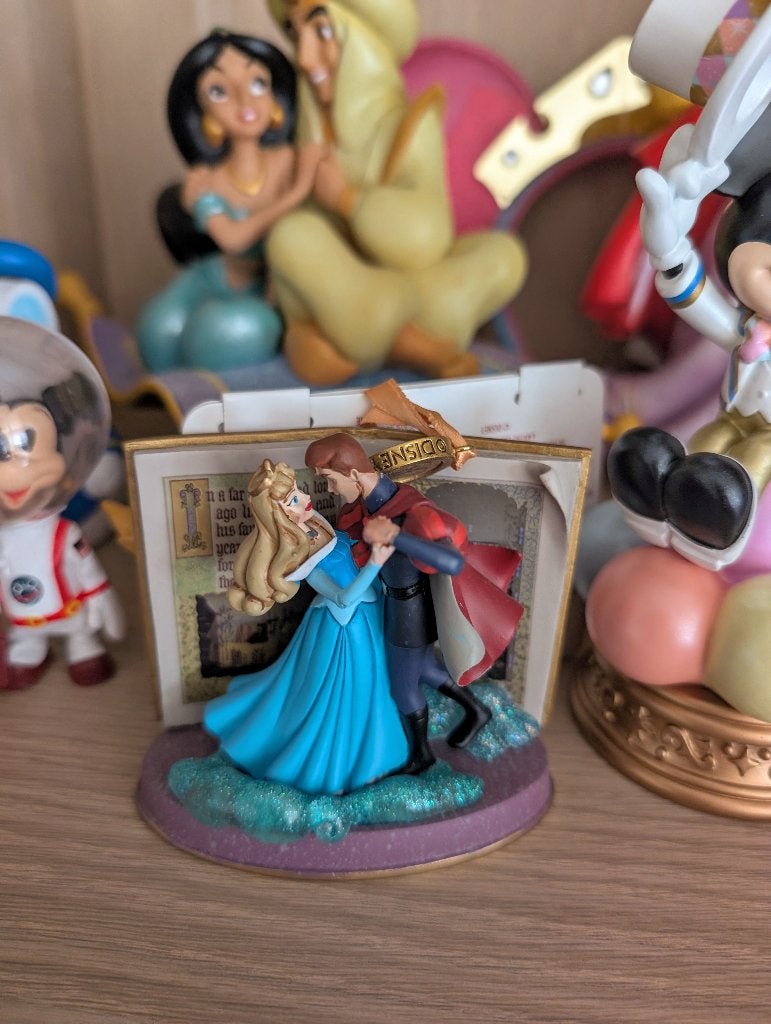 Disney Doornroosje ornament, Collections, Disney, Enlèvement ou Envoi, Blanche-Neige ou Belle au Bois Dormant, Comme neuf, Statue ou Figurine