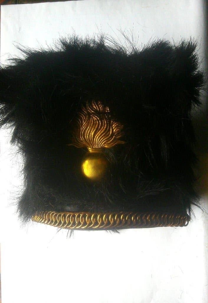 Bonnet à poils grenadiers belges ou gendarmerie avant 1914, Envoi, Gendarmerie, Casque ou Béret