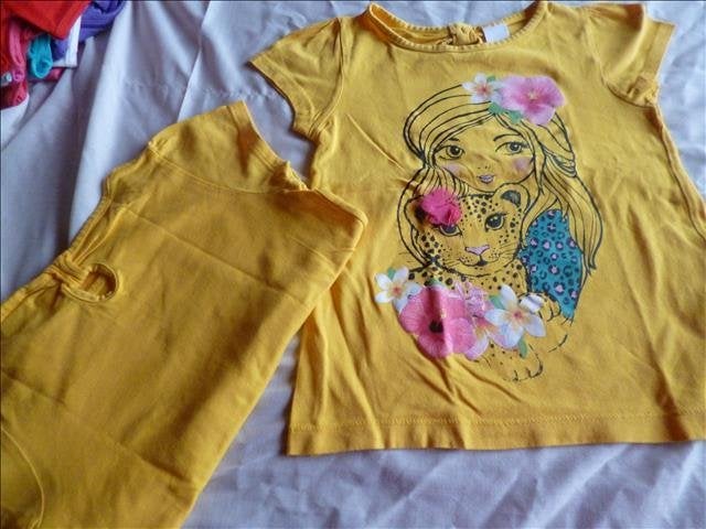 verschillende t shirten maat 122, Kinderen en Baby's, Kinderkleding | Maat 122, Meisje, Ophalen of Verzenden, Zo goed als nieuw