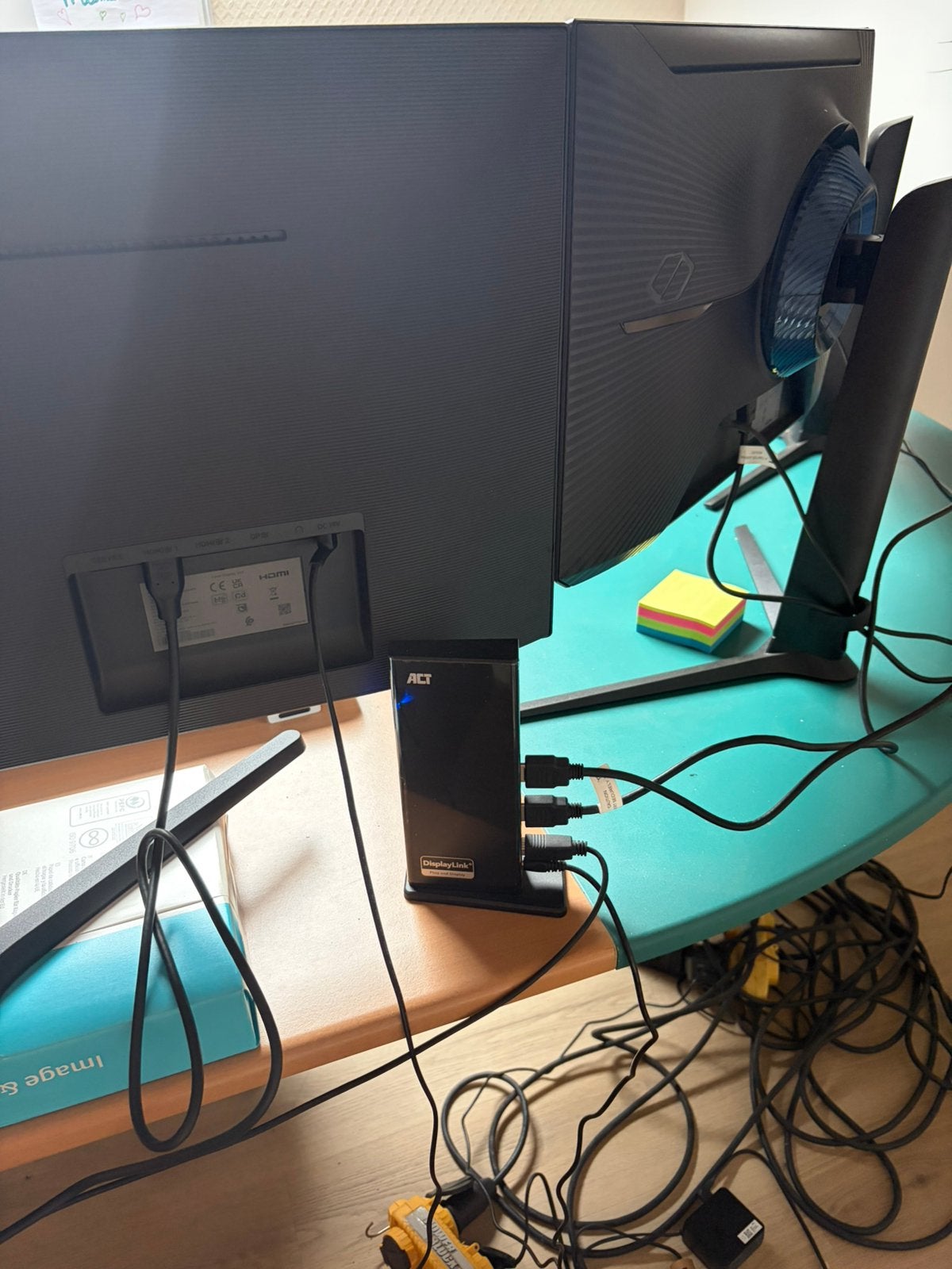 Pc schermen, Games en Spelcomputers, Ophalen, Zo goed als nieuw