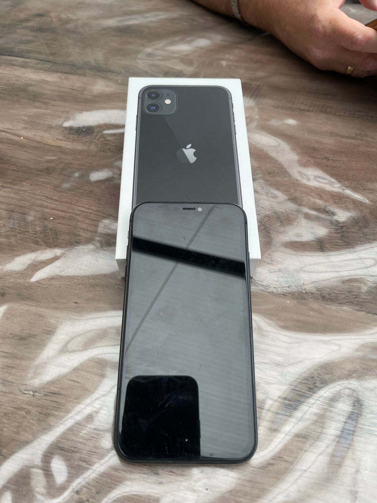 Iphone 11 met nieuw batterij, Telecommunicatie, Mobiele telefoons | Overige merken, Ophalen of Verzenden, Gebruikt