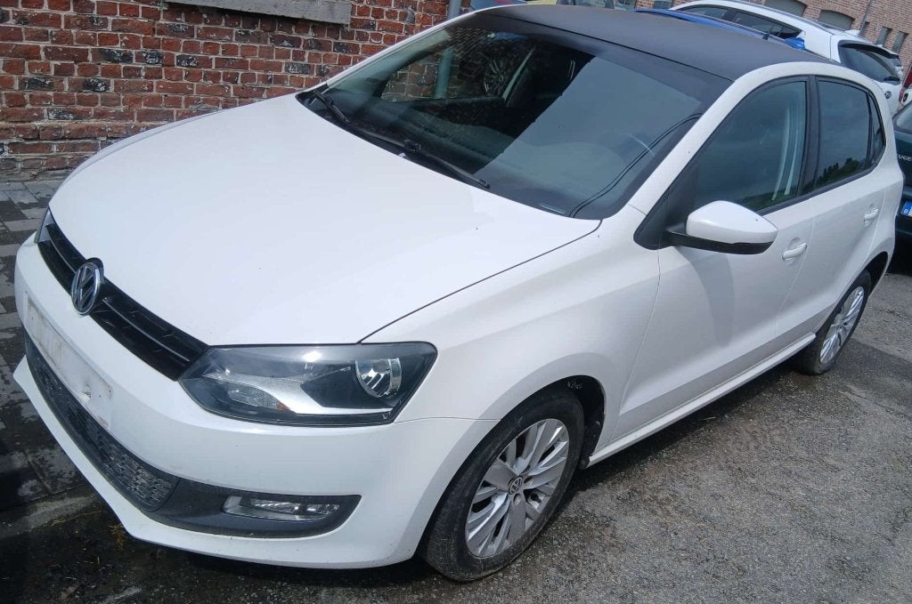 VW / POLO / 1.2 ESSENCE / 60 CH / 5 P / 2014 / A.C, Autos, Achat, Boîte manuelle, 5 portes, Berline