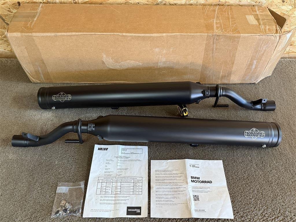 Vance & Hines Black uitlaten BMW R18 Classic 2020-2024 K34, Motoren, Verzenden, Gebruikt