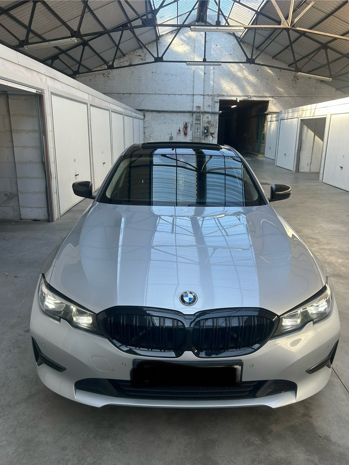 BMW 318d 2.0 Diesel Automaat – 2021 – 135.000 km, Automaat, Dealer onderhouden, 1995 cc, 4 cilinders