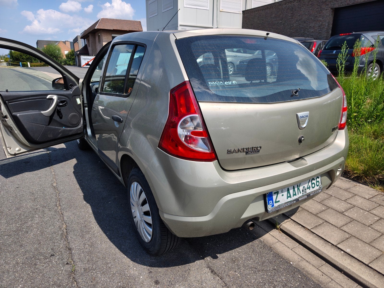 Dacia Sandero benzine ((gekleurd)), Autos, Dacia, Achat, Particulier, Sandero, Essence