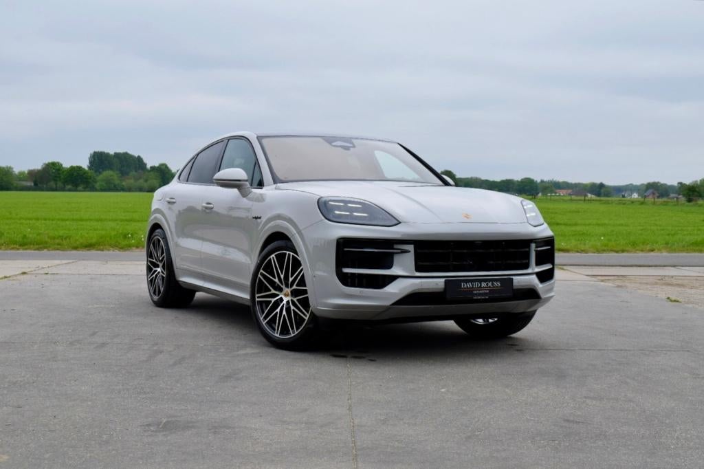 Porsche Cayenne Coupé E-Hybrid Black Edition NEW , Crayon, Auto's, Automaat, Cayenne, 2995 cc, Leder