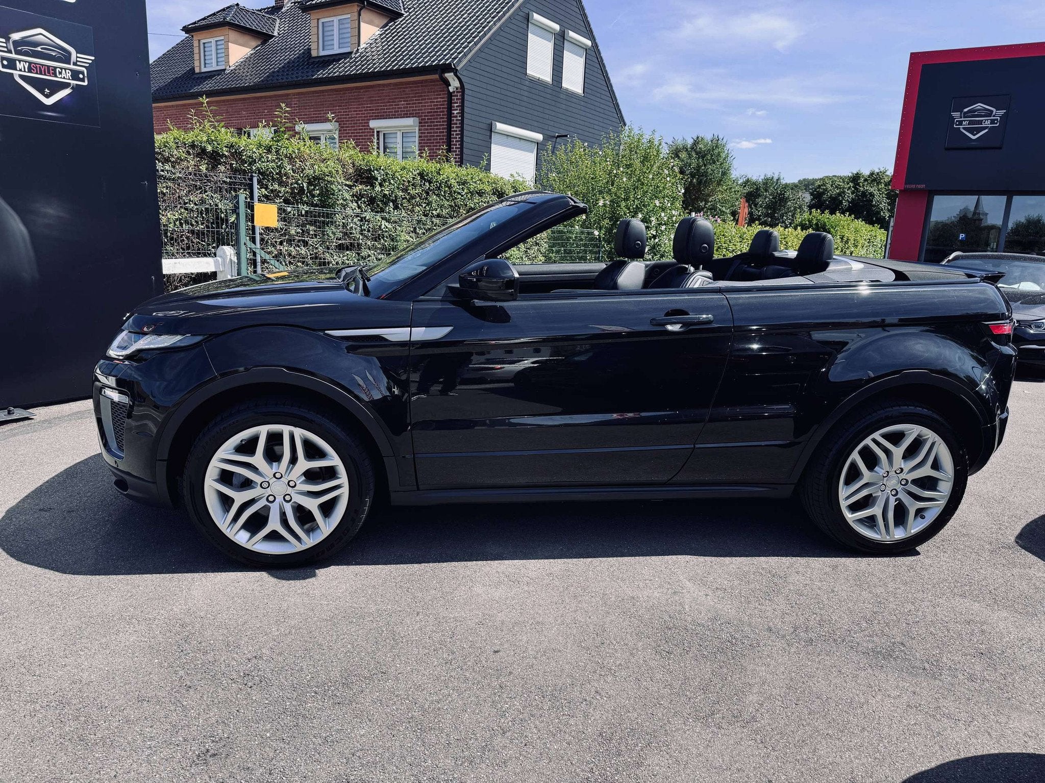 Land Rover Range Rover Evoque Evoque Cabriolet 2.0 TD4 R-Dyn, Autos, Cuir, Achat, Entreprise, Cabriolet
