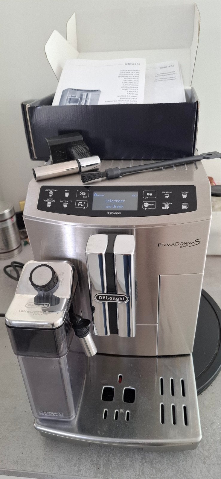 DeLonghi Primadonna Evo 19bar druk en met garantie, 10 kopjes of meer, Koffiemachine, Ophalen of Verzenden, Zo goed als nieuw