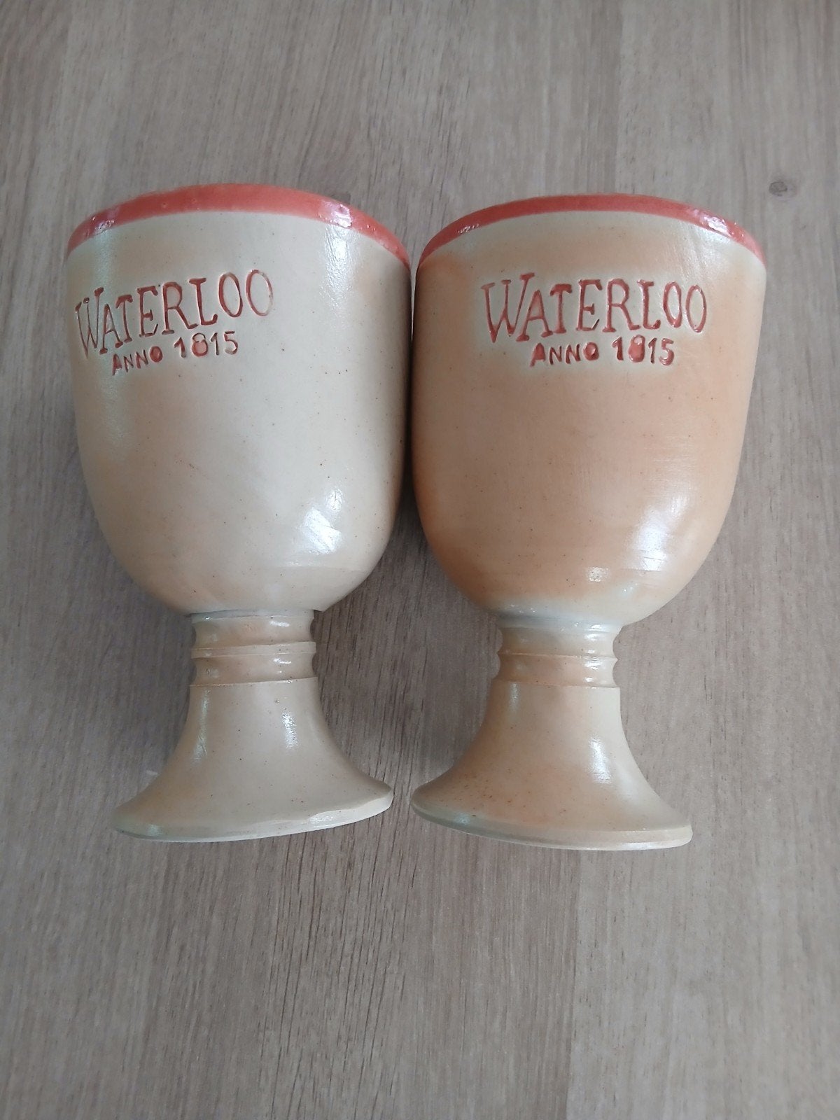 Stenen bierpotten Waterloo Anno 1815      2 stuks voor 5 €, Enlèvement