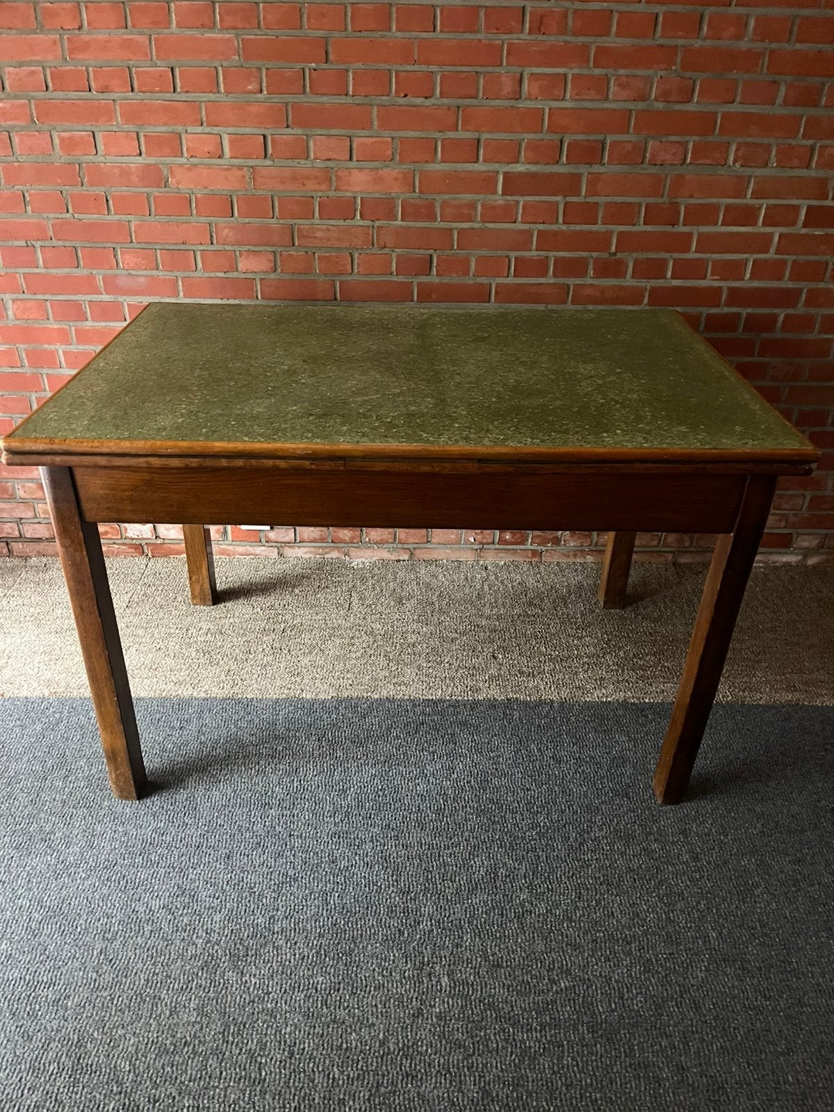 Tafel in vol hout , uitschuifbaar, Ophalen