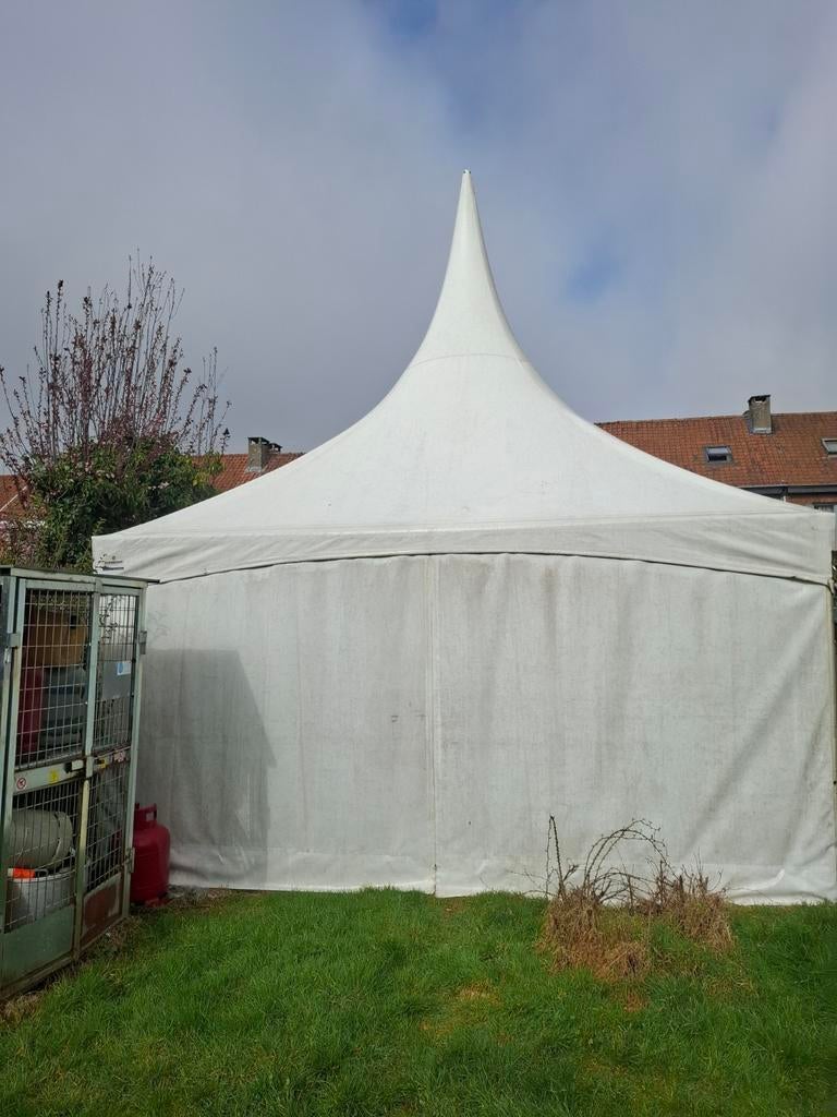 Chapiteau Pagode Schreiber + toit neuf