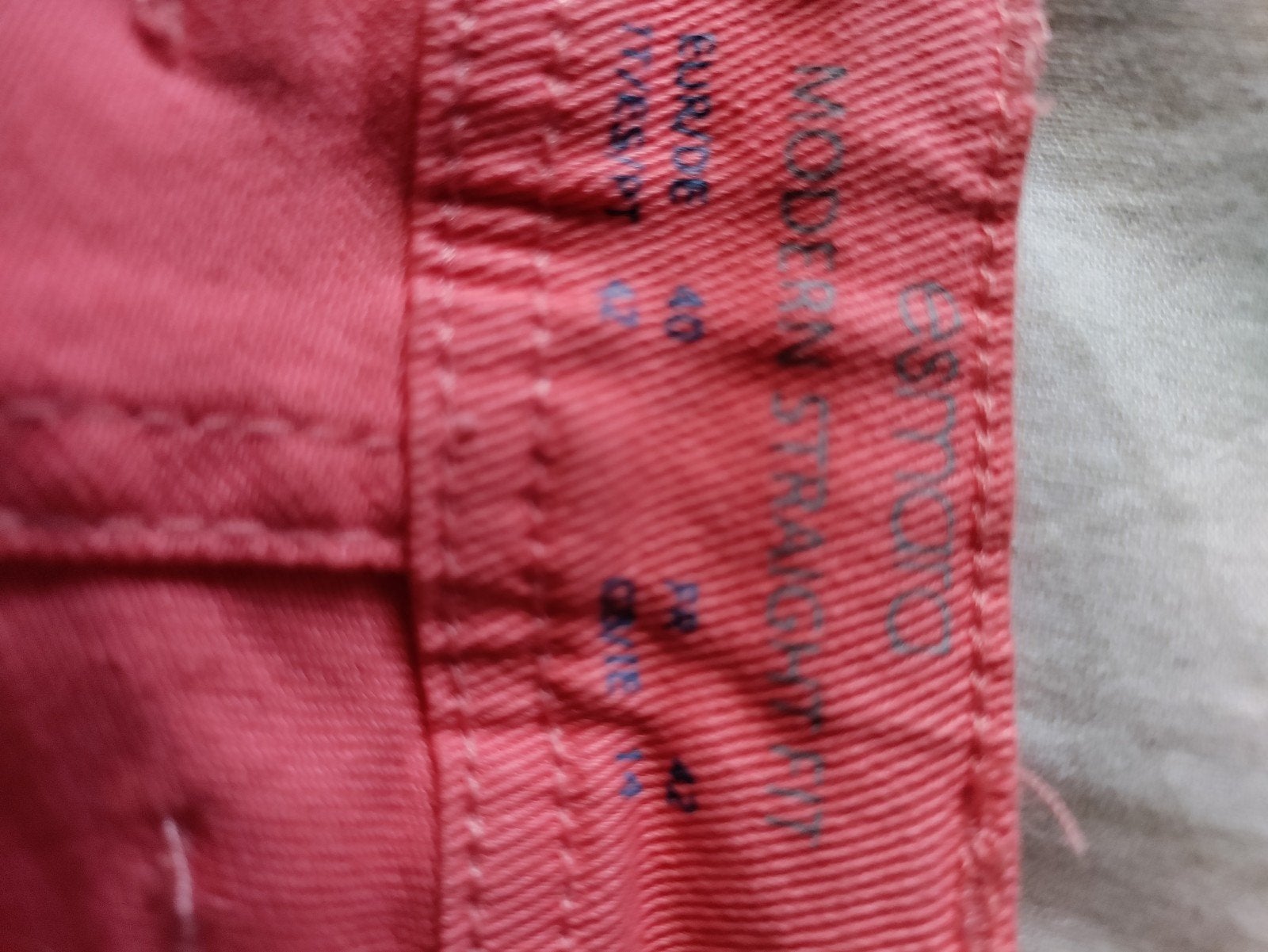 Short, oranje, 2 zakken voor- en achter. Maat 40., Ophalen of Verzenden, Maat 38/40 (M), Oranje