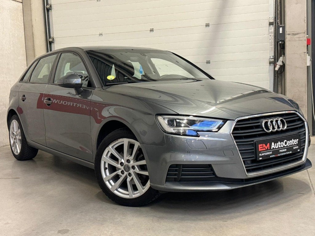 Audi A3 30 TDI Sportback Facelift Sport Matrix LED-Leder-E6d, Autos, Audi, Cuir, Achat, Euro 6, Entreprise